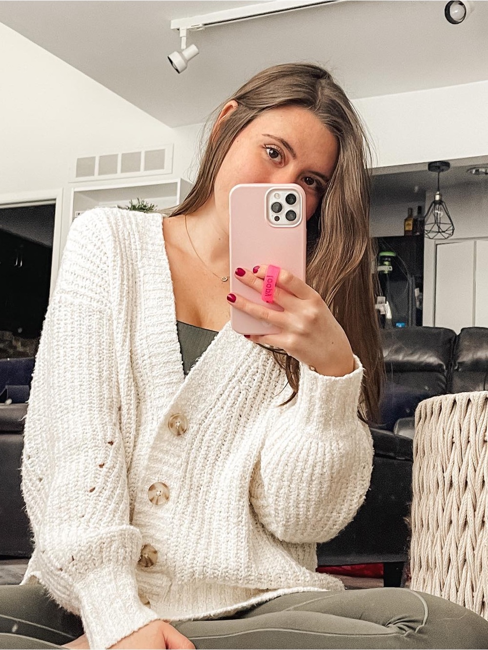 American Eagle Loose Stitch V-neck Button Front Cardigan Sweater Women XS Cream